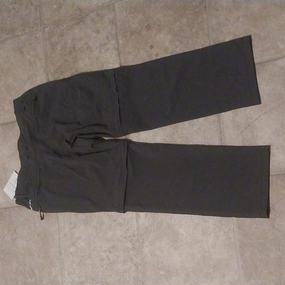 Convertible Zip Off Pant Size 10 - Picture 3 of 9